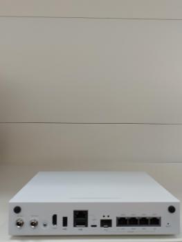 Sophos SG 115 Rev. 3 Firewall mit Netzteil und Originalkarton